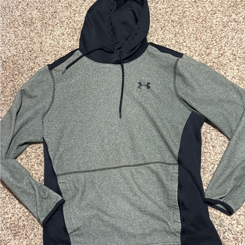 Under Armour Olive Gray and Black Pullover Hoodie Men’s Medium